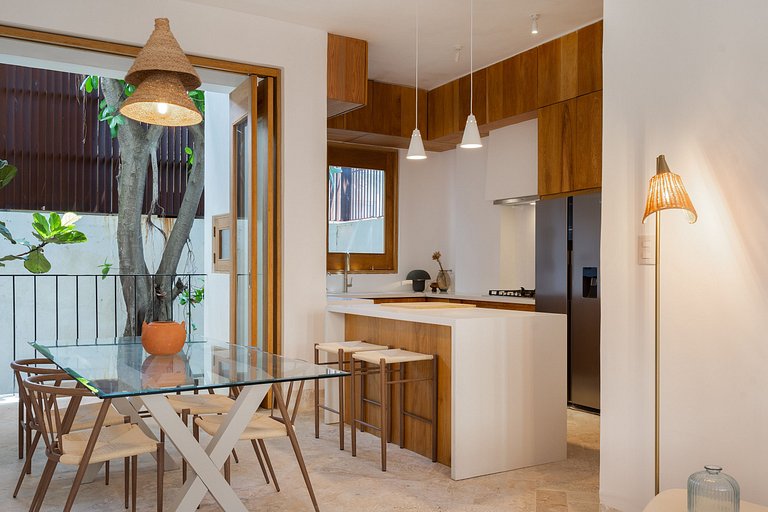 Boho Chic Oasis: 2BR + Family Room in Zona Colonial