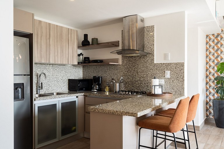 Amazing Apt W/ Pool In Regatta Living By YellowKey