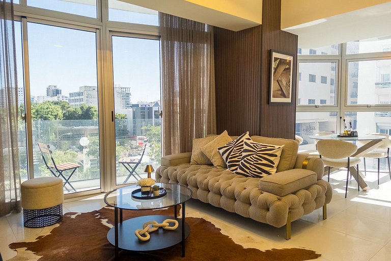Central Piantini 1BR Near Blue Mall, Pool & Gym | YellowKey