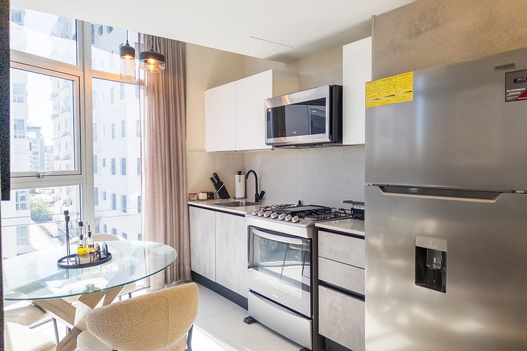 Central Piantini 1BR Near Blue Mall, Pool & Gym | YellowKey