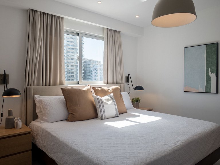 Amazing City Views W/ Best Location By YellowKey