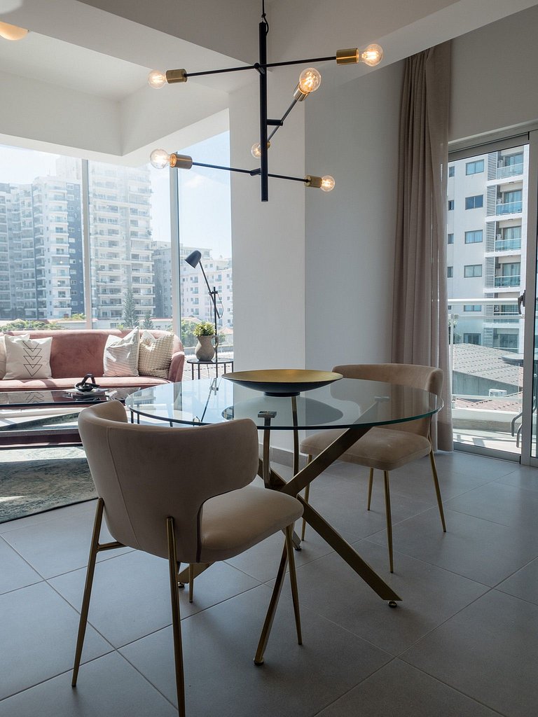 Amazing City Views W/ Best Location By YellowKey