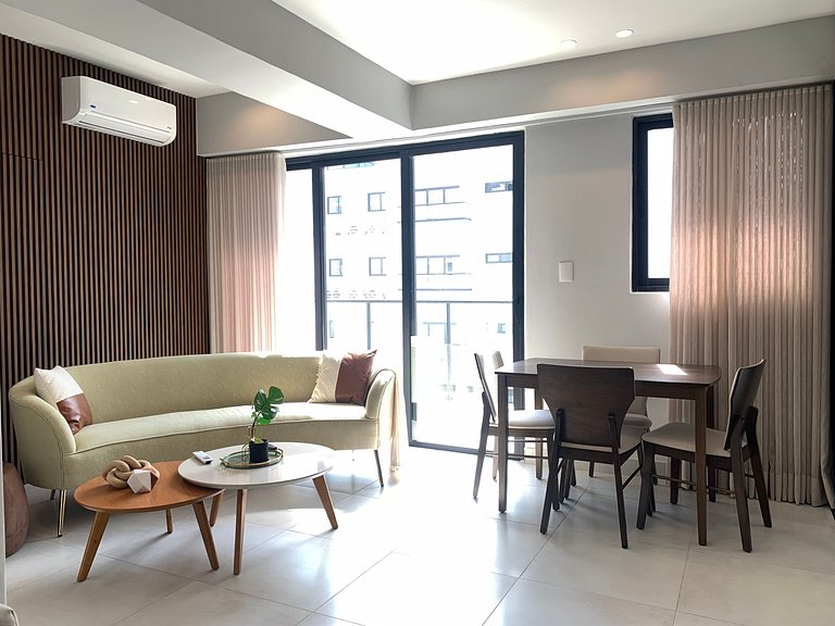 Serenity In City Center W/ Pool & Gym By YellowKey