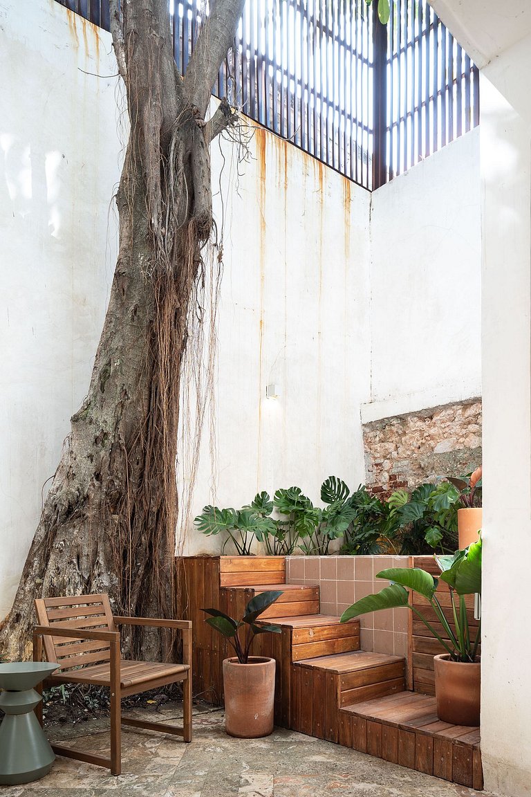 Chic Oasis: 2BR + Family Room Private Pool In Zona Colonial