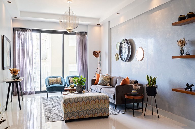 Newest&MostLuxurious-w/Pool-WiFi-Gym-A/C-YellowKey