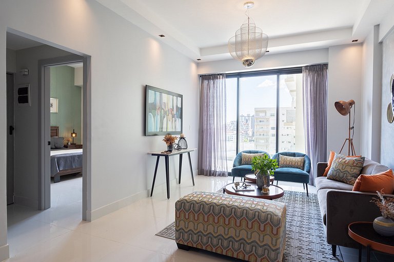 Newest&MostLuxurious-w/Pool-WiFi-Gym-A/C-YellowKey