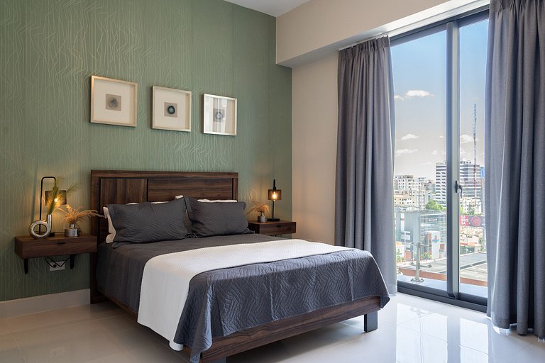 Newest&MostLuxurious-w/Pool-WiFi-Gym-A/C-YellowKey
