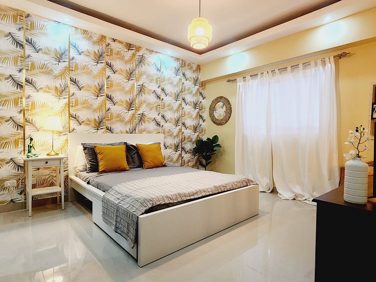 GYM WiFi -Queen Bed-Yellowkey*