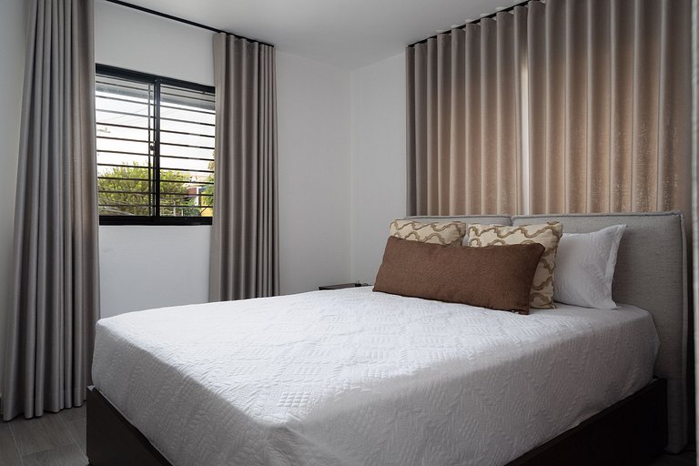 Modern 2BR ·Gazcue · 5min to Monuments · YellowKey
