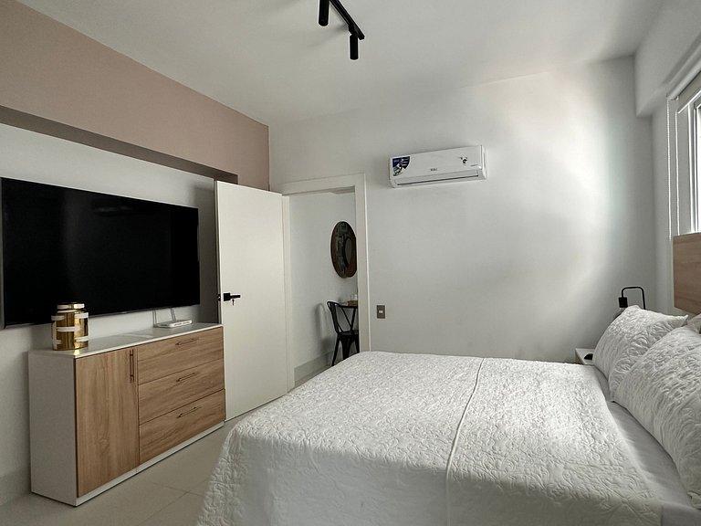 Compact 1BR in Piantini with Pool Access | YK