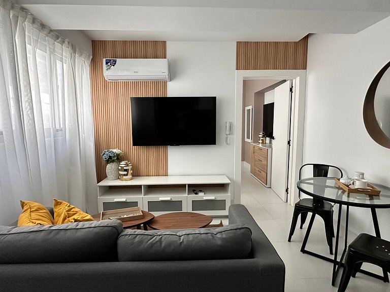 Compact 1BR in Piantini with Pool Access | YK