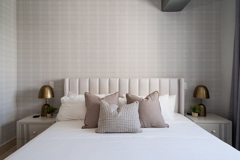 Cozy Retreat w/Rooftop, Pool, CityCenter YellowKey