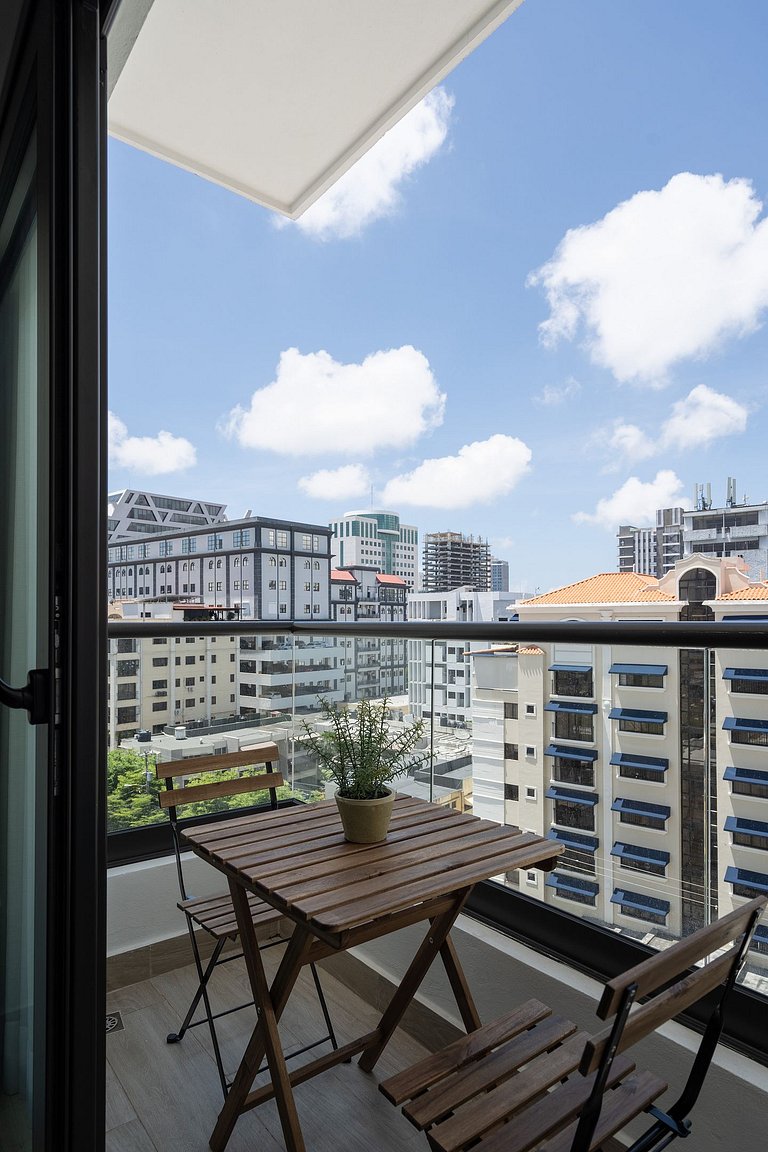 Cozy Retreat w/Rooftop, Pool, CityCenter YellowKey