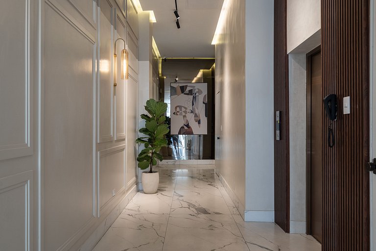 Cozy Retreat w/Rooftop, Pool, CityCenter YellowKey
