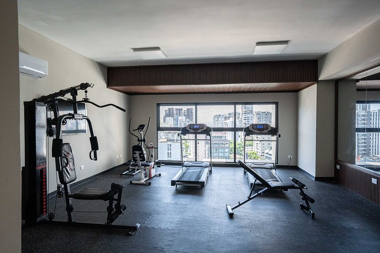 Cozy Retreat w/Rooftop, Pool, CityCenter YellowKey