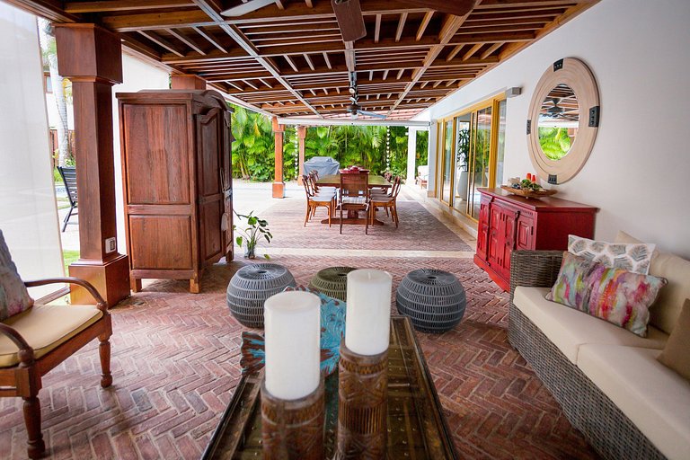 Luxurious villa in casa de campo