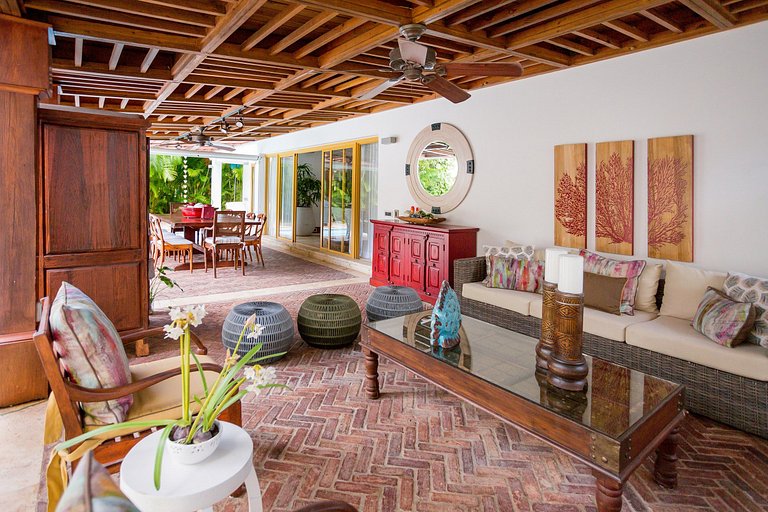 Luxurious villa in casa de campo