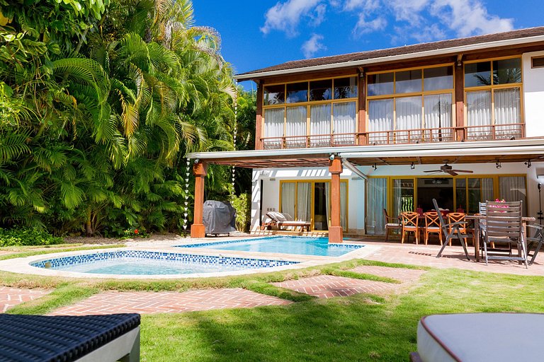 Luxurious villa in casa de campo