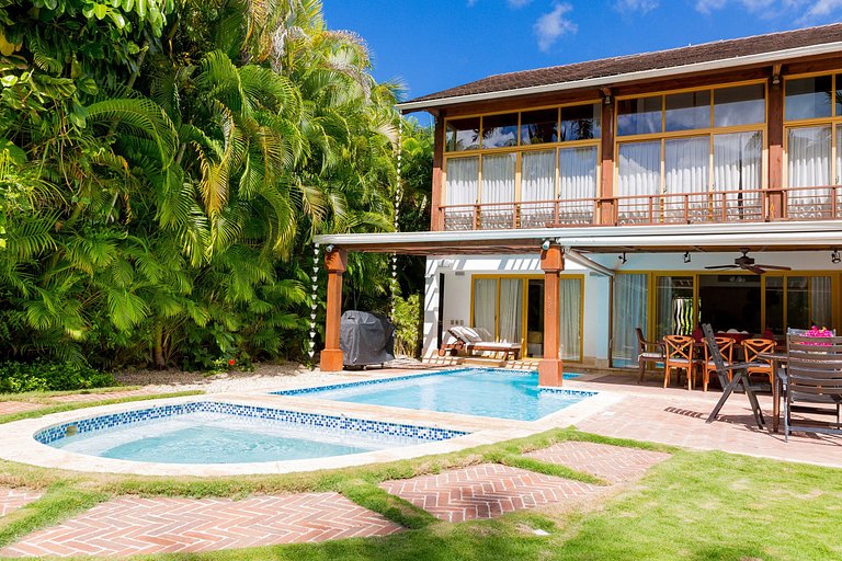 Luxurious villa in casa de campo