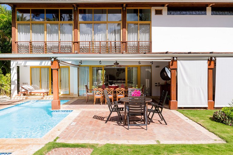 Luxurious villa in casa de campo