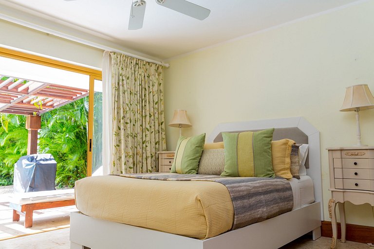 Luxurious villa in casa de campo
