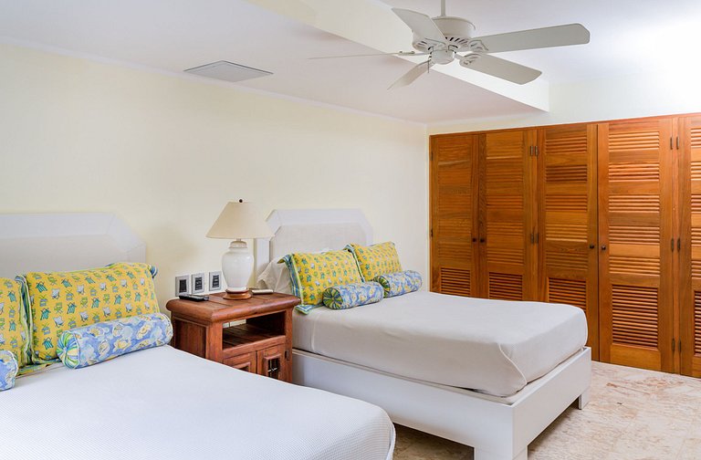 Luxurious villa in casa de campo