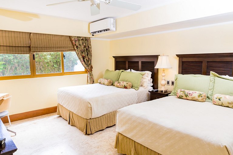 Luxurious villa in casa de campo