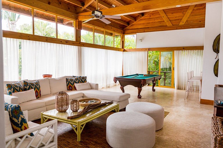 Luxurious villa in casa de campo