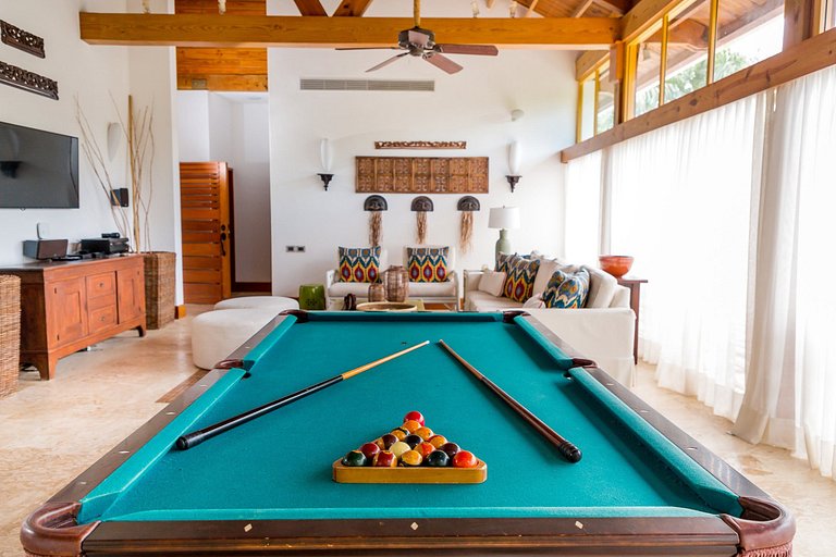 Luxurious villa in casa de campo