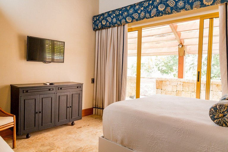 Luxurious villa in casa de campo