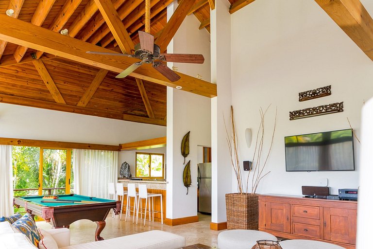 Luxurious villa in casa de campo