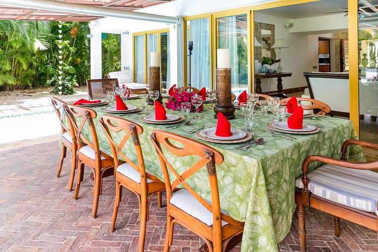 Luxurious villa in casa de campo