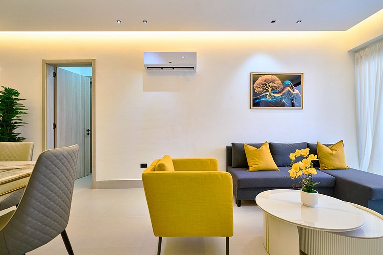 Skyline Evaristo–2BR / Rooftop Infinity Pool