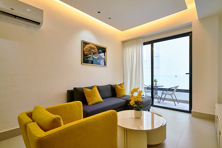 Skyline Evaristo–2BR / Rooftop Infinity Pool