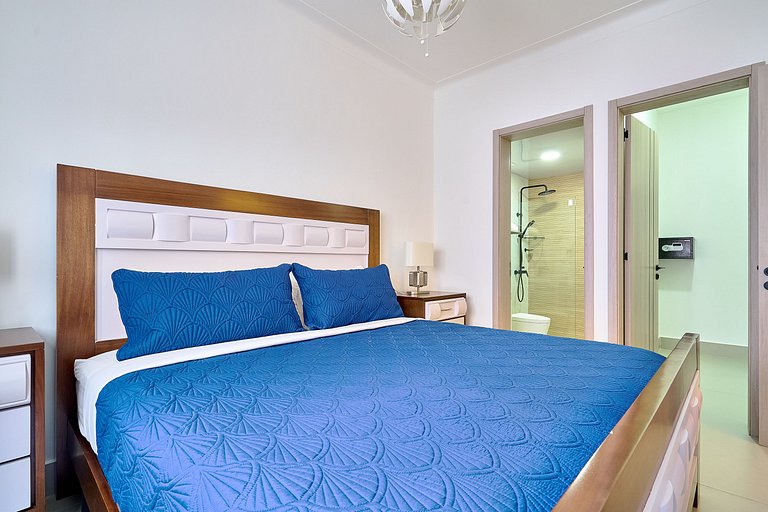 Skyline Evaristo–2BR / Rooftop Infinity Pool