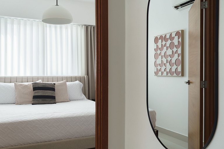 1BR Unit D10-A/C-WiFi-SmrtTv-Piantini-YellowKey
