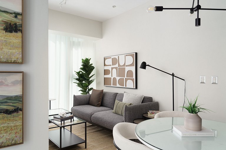 1BR Unit D10-A/C-WiFi-SmrtTv-Piantini-YellowKey