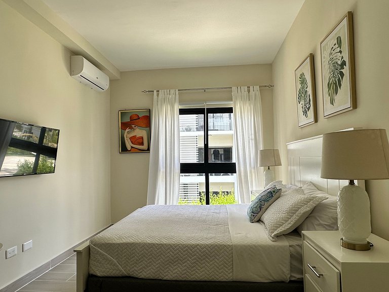 Cozy 1BR in Panorama Lake • Pool & Beach