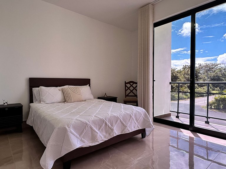 Villa Valdivia, Serene Retreat w/ Private Pool, Nueva Romana