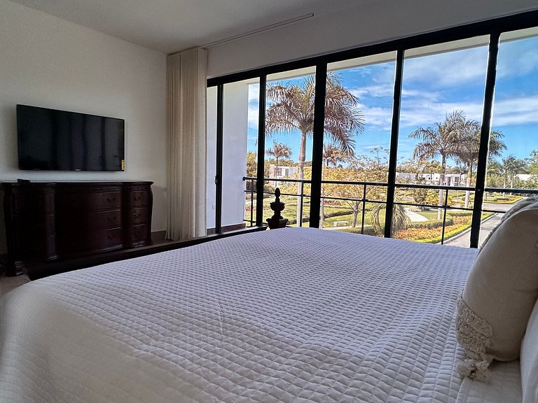 Villa Valdivia, Serene Retreat w/ Private Pool, Nueva Romana