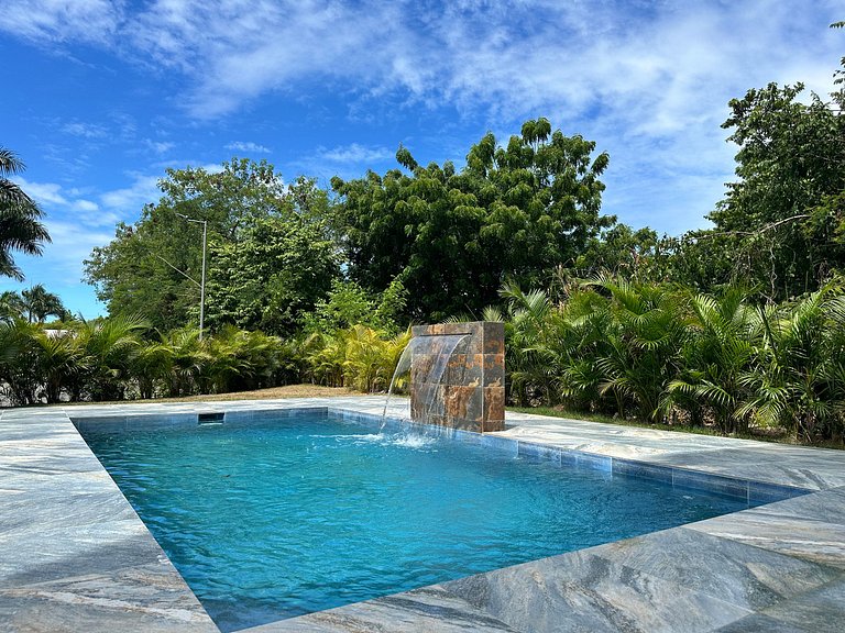 Villa Valdivia, Serene Retreat w/ Private Pool, Nueva Romana