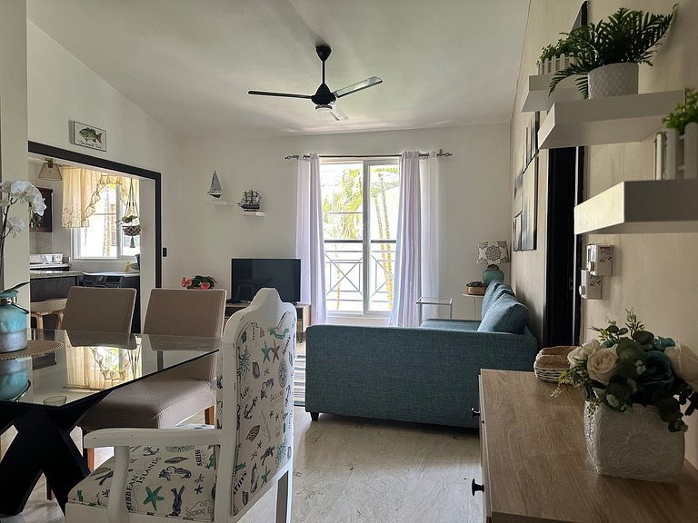 2BR Retreat in Cocotal–Pool, Golf & Fast WiFi