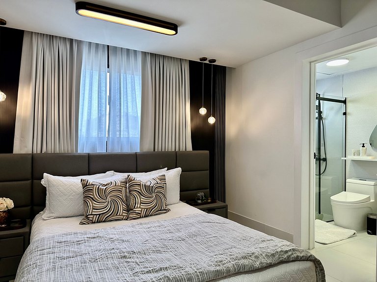 Designer 1BR Piantini Near Blue Mall, Rooftop Pool | YellowK