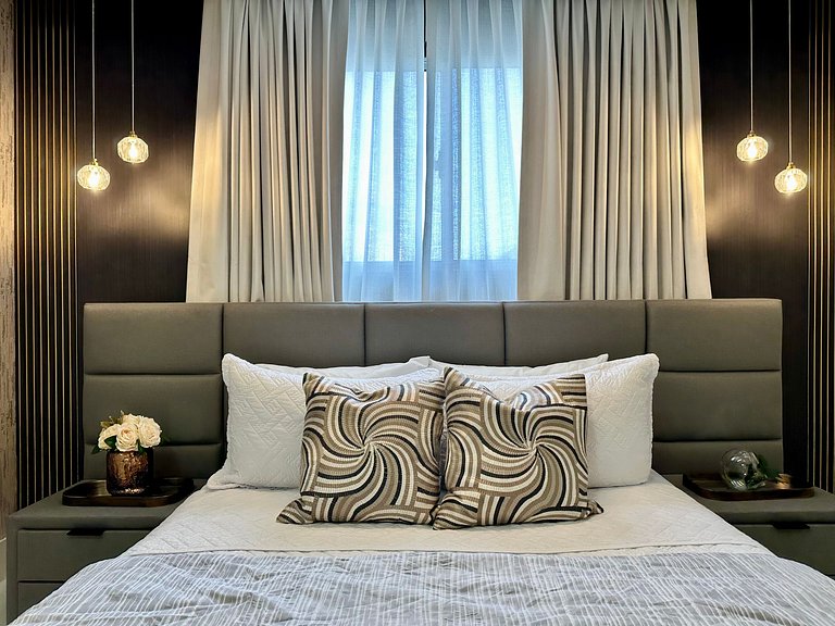 Designer 1BR Piantini Near Blue Mall, Rooftop Pool | YellowK