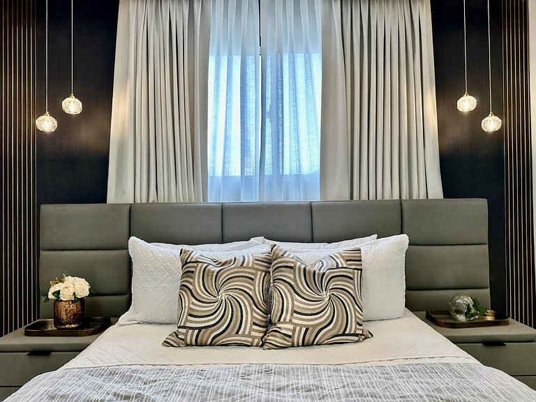Designer 1BR Piantini Near Blue Mall, Rooftop Pool | YellowK
