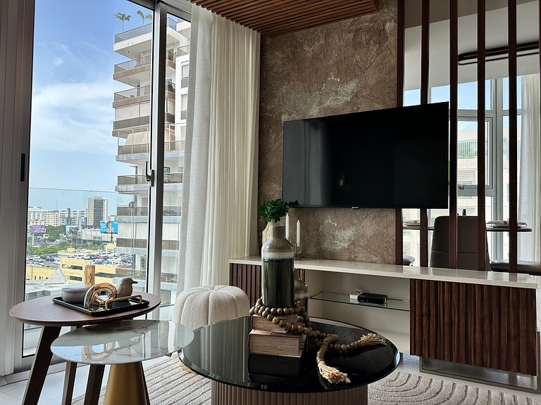 Designer 1BR Piantini Near Blue Mall, Rooftop Pool | YellowK
