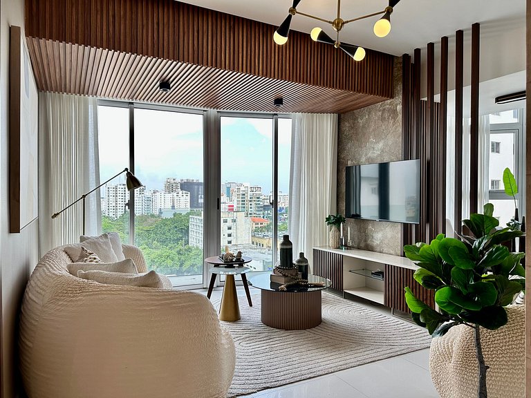Designer 1BR Piantini Near Blue Mall, Rooftop Pool | YellowK