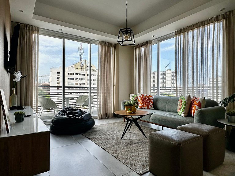 Downtown-1BR-CityView-RooftopPool-Yellowkey