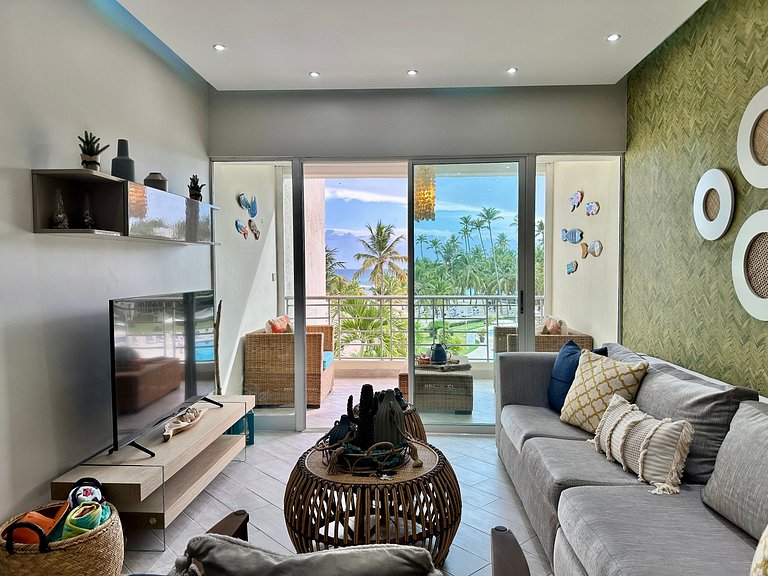 Beachfront 2BR Escape | Sea & Pool Views | Juan Dolio – By Y