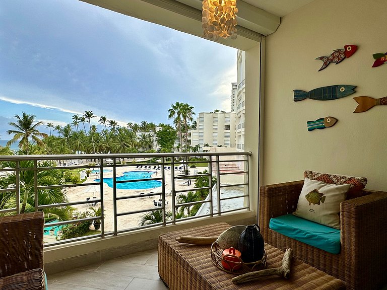 Beachfront 2BR Escape | Sea & Pool Views | Juan Dolio – By Y